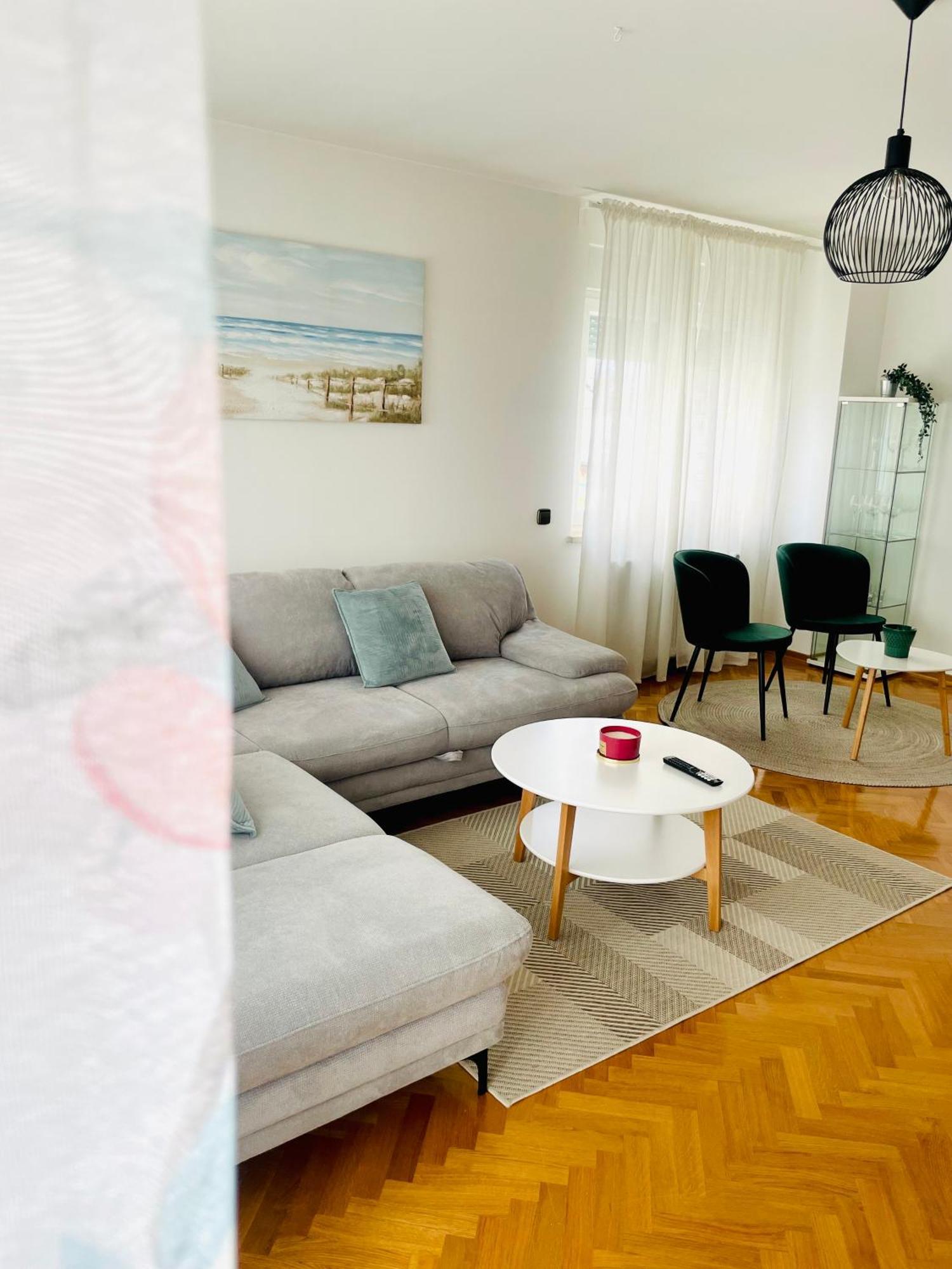 Apartman Bago Deluxe Near Zagreb Airport Velika Gorica Εξωτερικό φωτογραφία